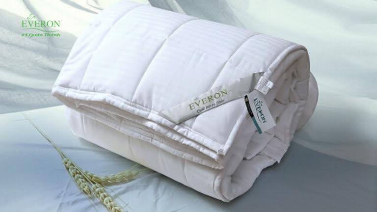 Tìm hiểu cách sử dụng ruột chăn Everon 4 mùa đúng cách